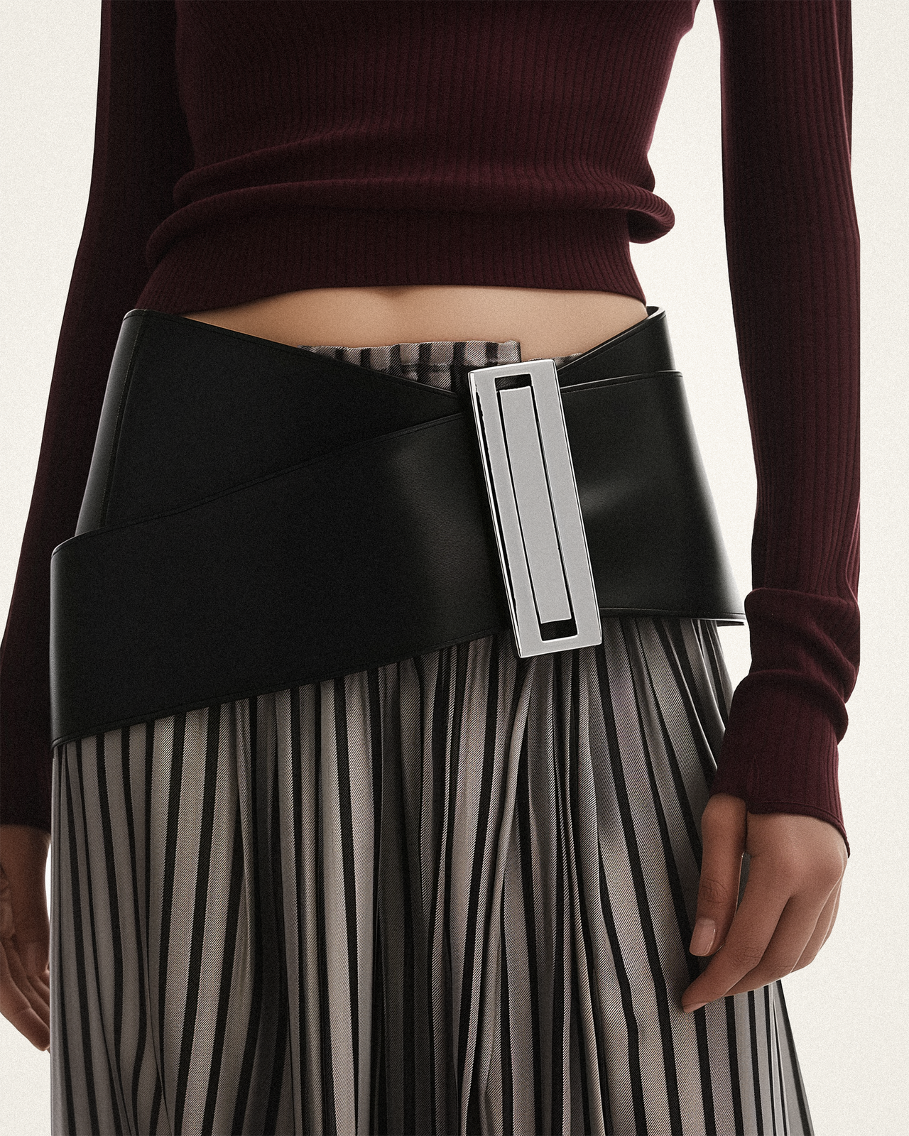 Taylor Oversized Vegan Leather Belt - Black