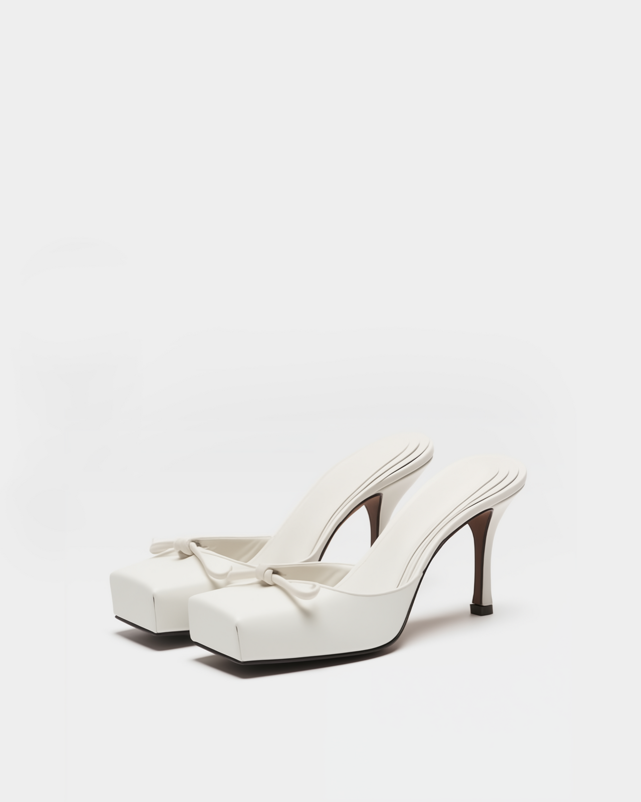 Isla Bow Mules - White